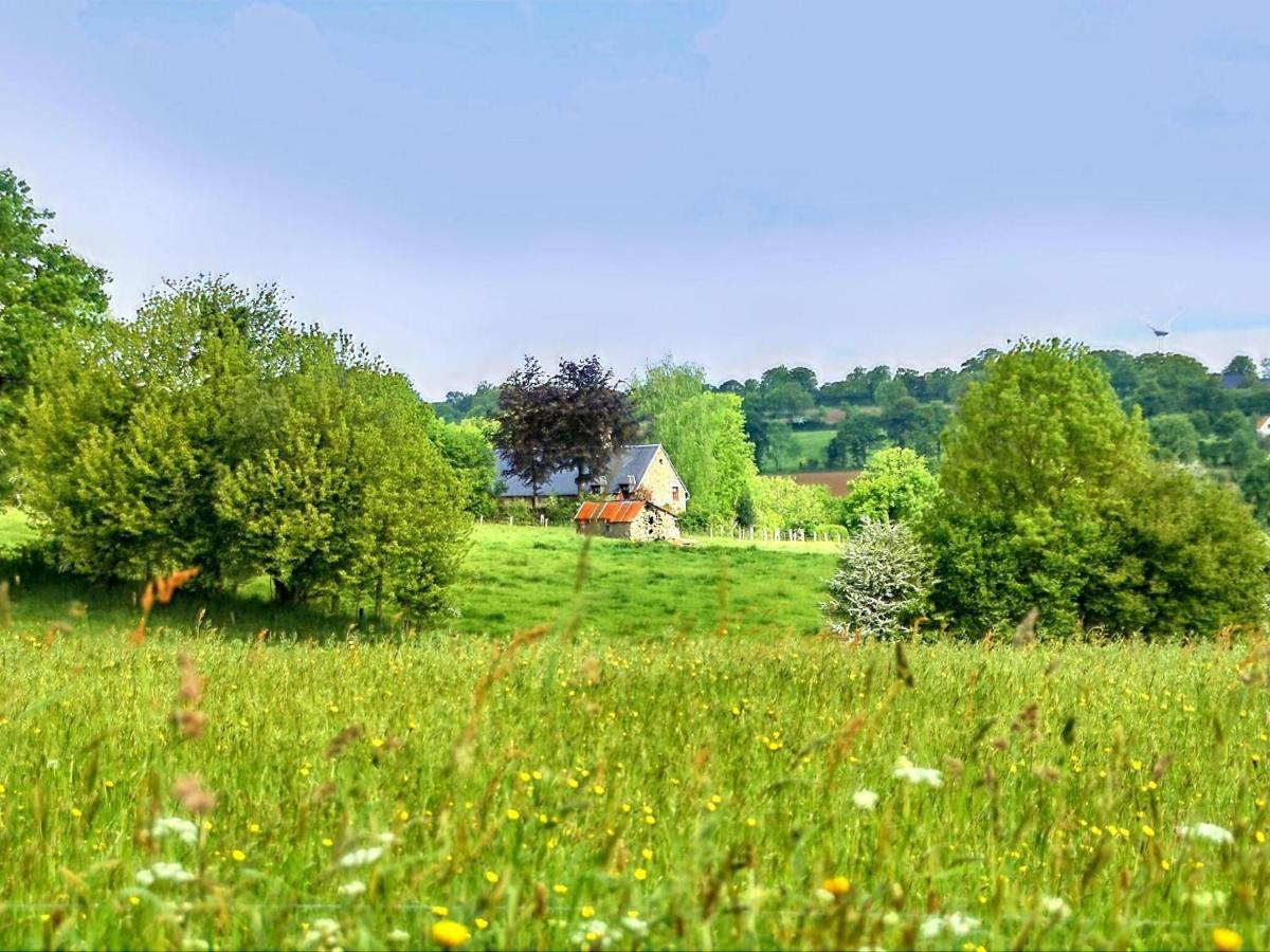 Holiday Home Close To Normandy Montaigu-les-Bois Eksteriør billede