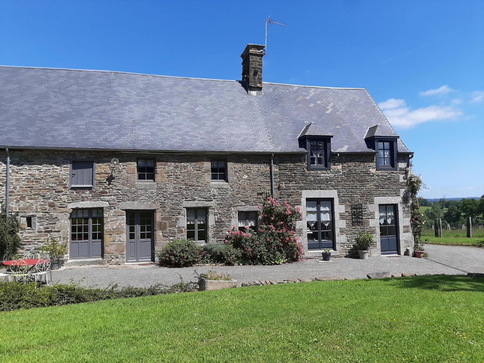 Holiday Home Close To Normandy Montaigu-les-Bois Eksteriør billede